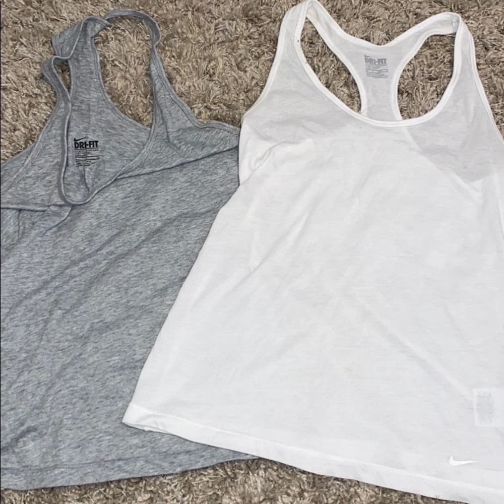 SET Nike Dri-Fit Tank Tops / Size S/XS